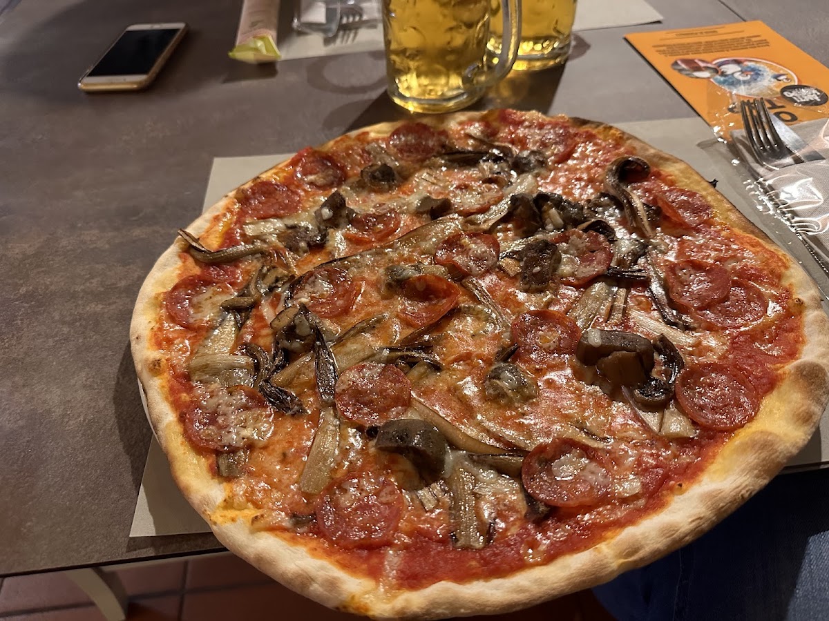 Pizzeria Ristorante Centro Del Mondo Photo 7