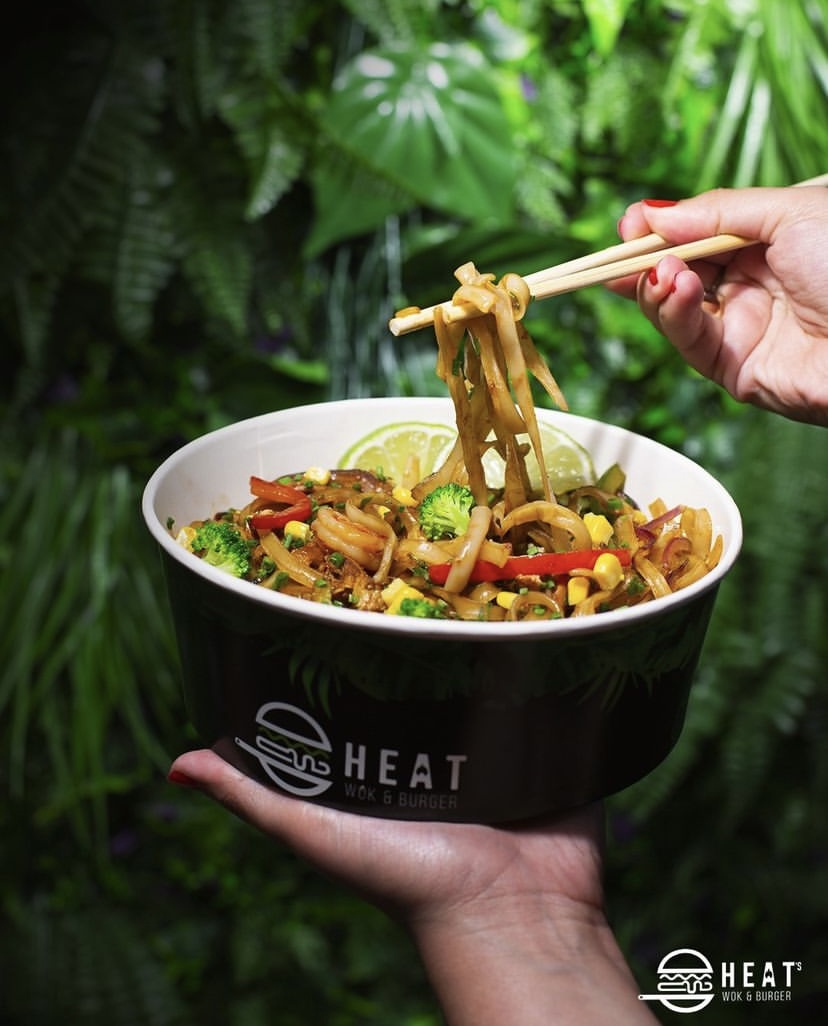 HEAT'S Wok & Burger Photo 10