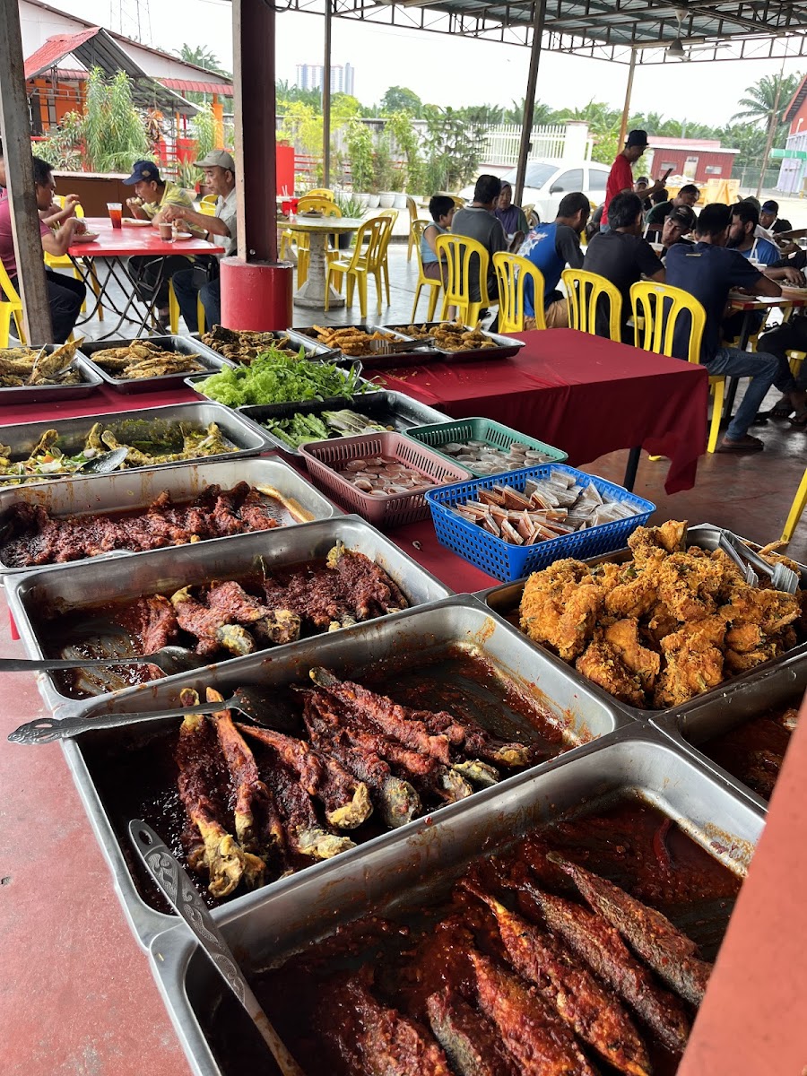 Restoran Seri Ilham Sitiawan Photo 3
