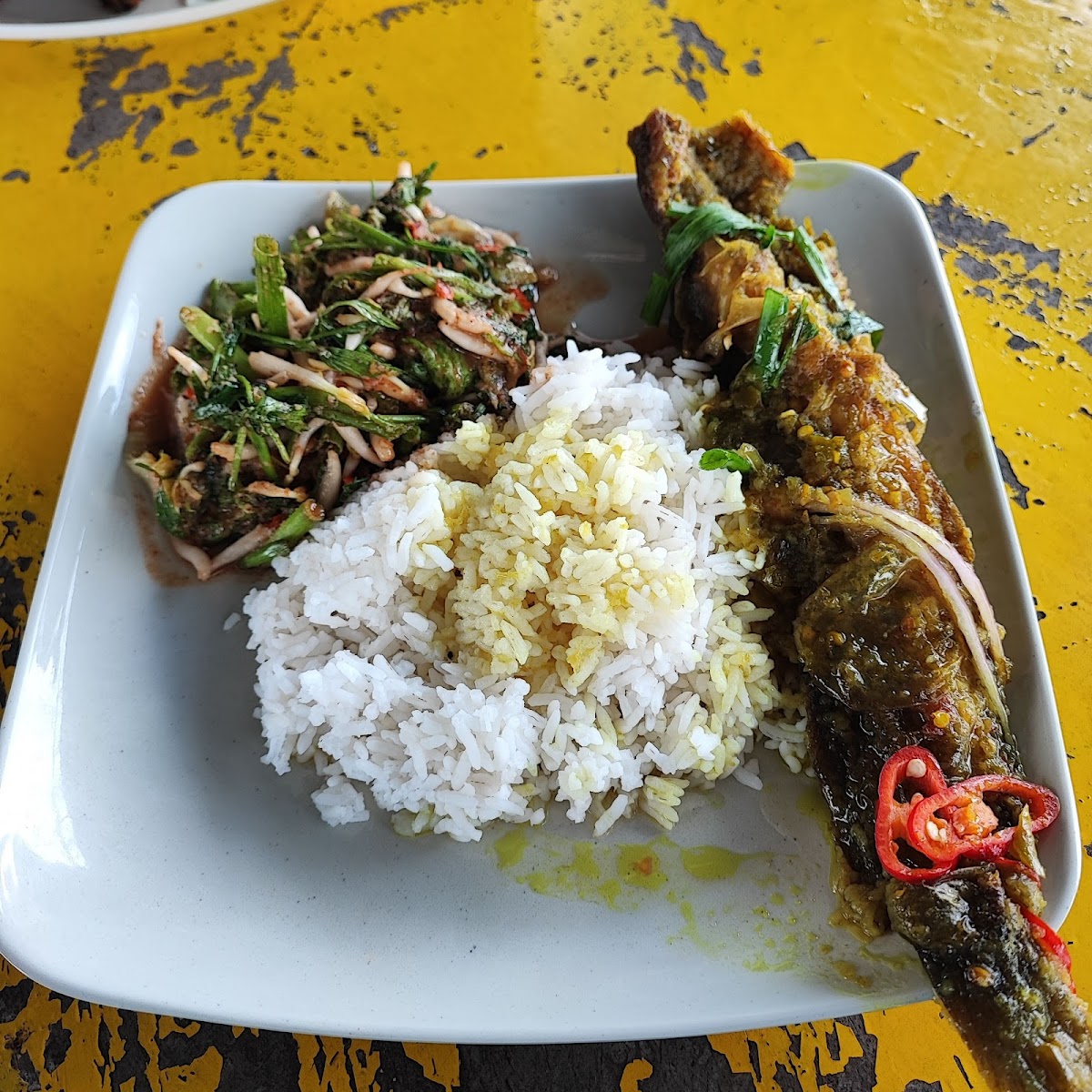 Restoran Seri Ilham Sitiawan Photo 5