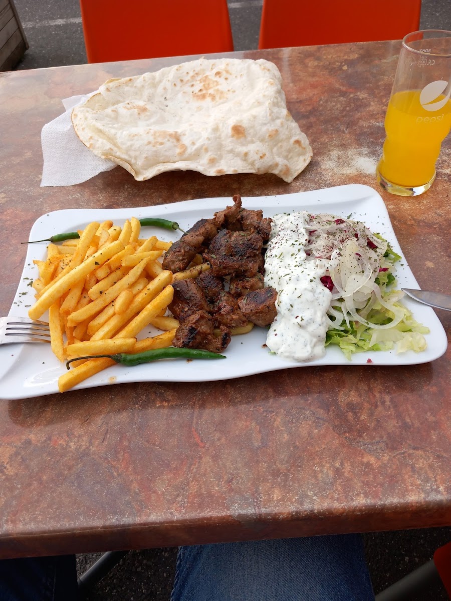E21 Food Station Photo 3