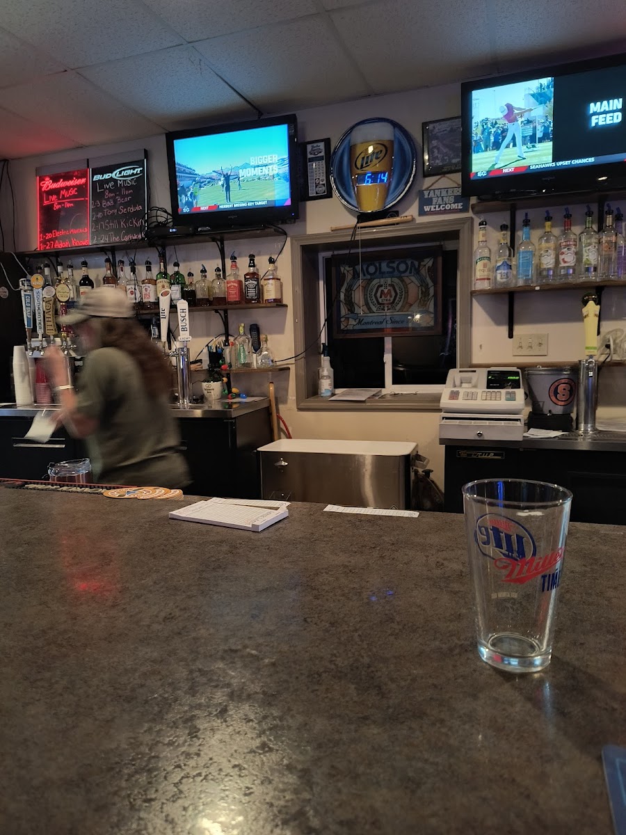 Sonny's Bar & Grille Photo 2