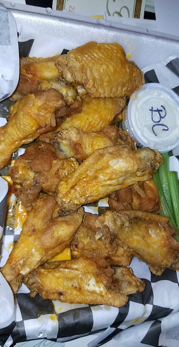 Sonny's Bar & Grille Photo 8