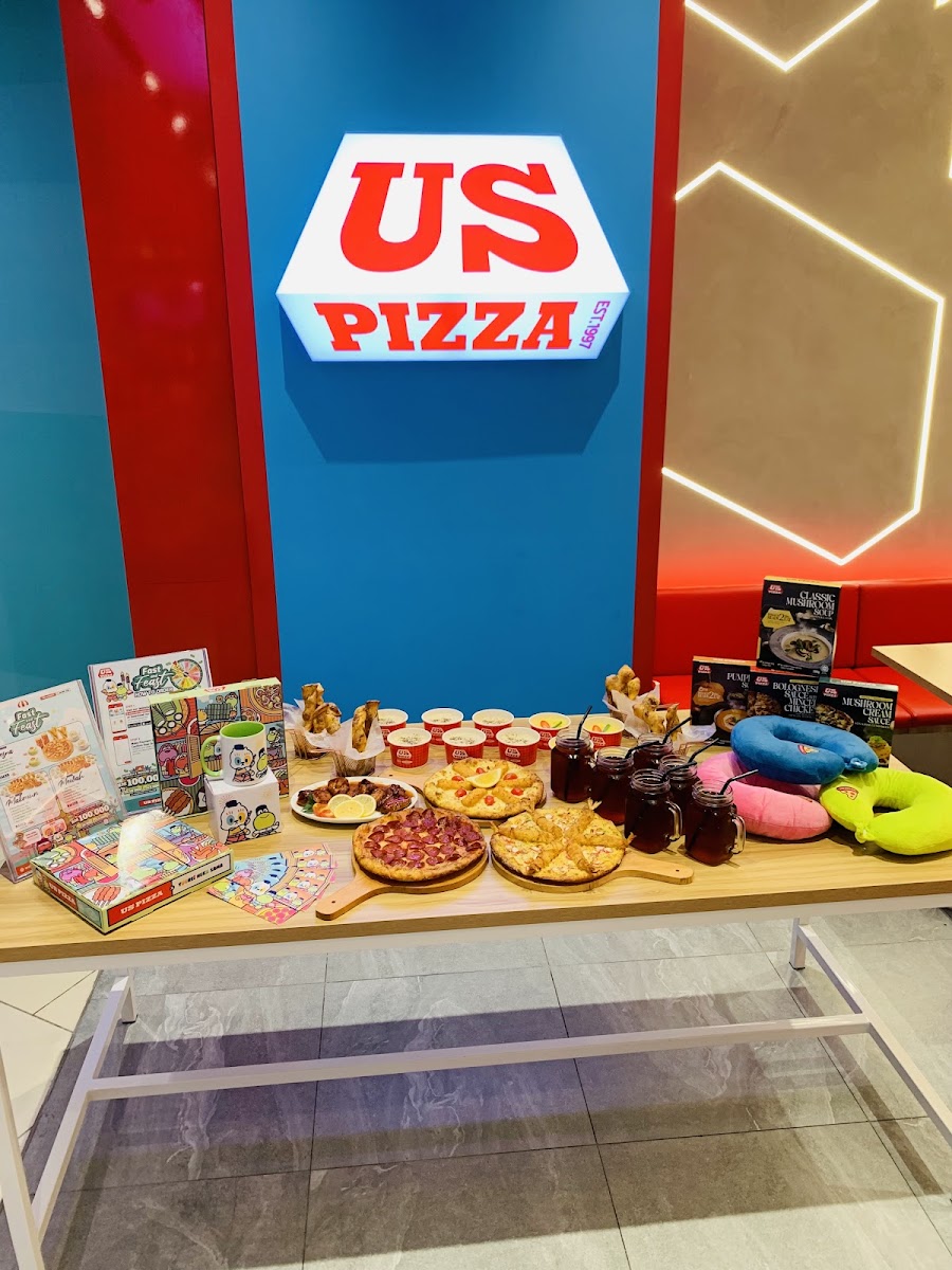US PIZZA - Melawati Mall Photo 6