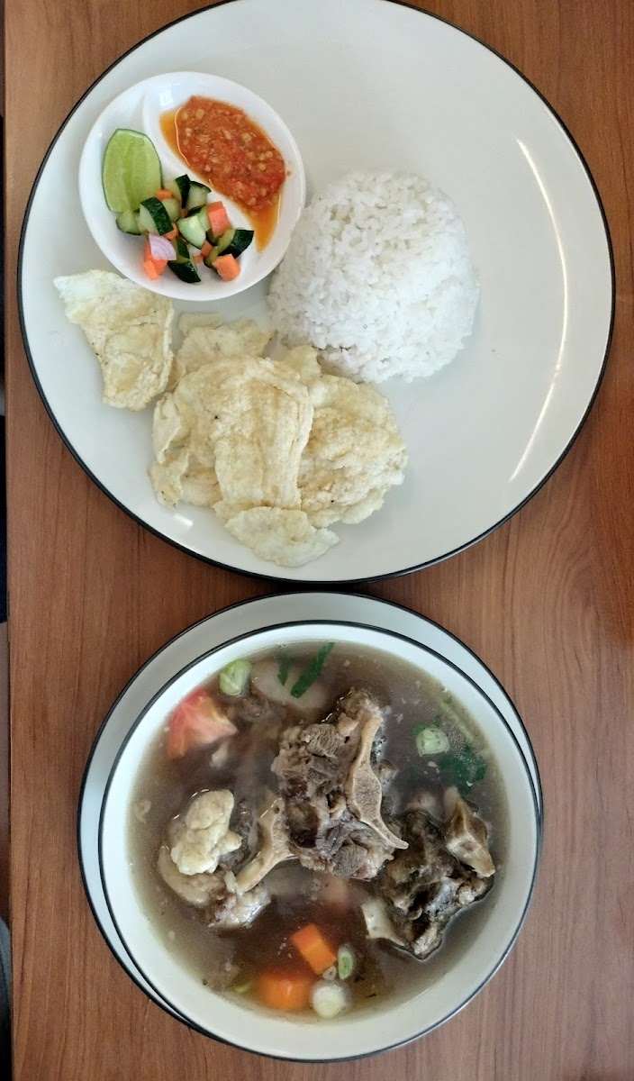 D'jali Cafe & Eatery Photo 6