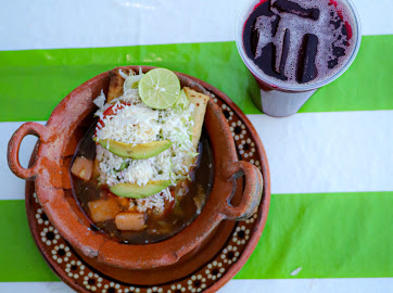 Antojitos Mexicanos Fran Photo 2