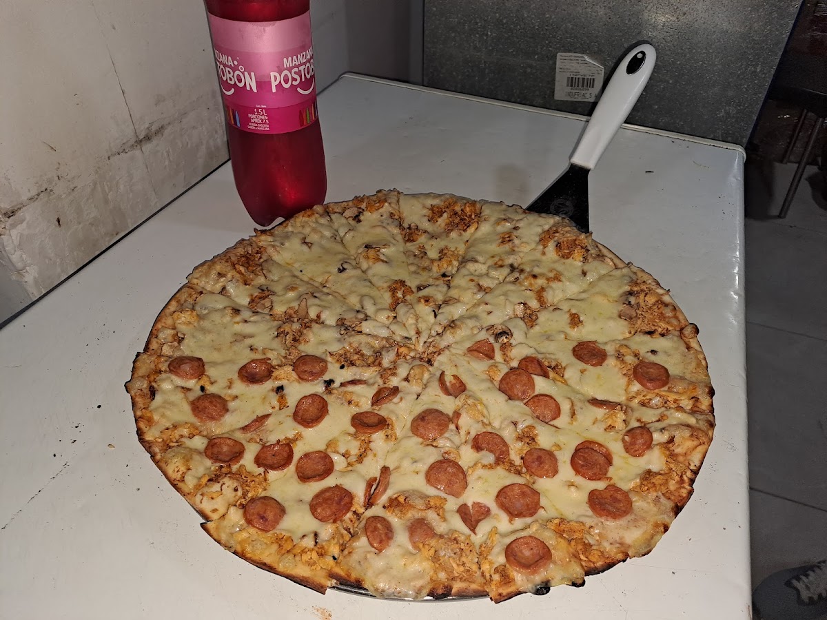 Beto's Pizza Chipre Photo 2