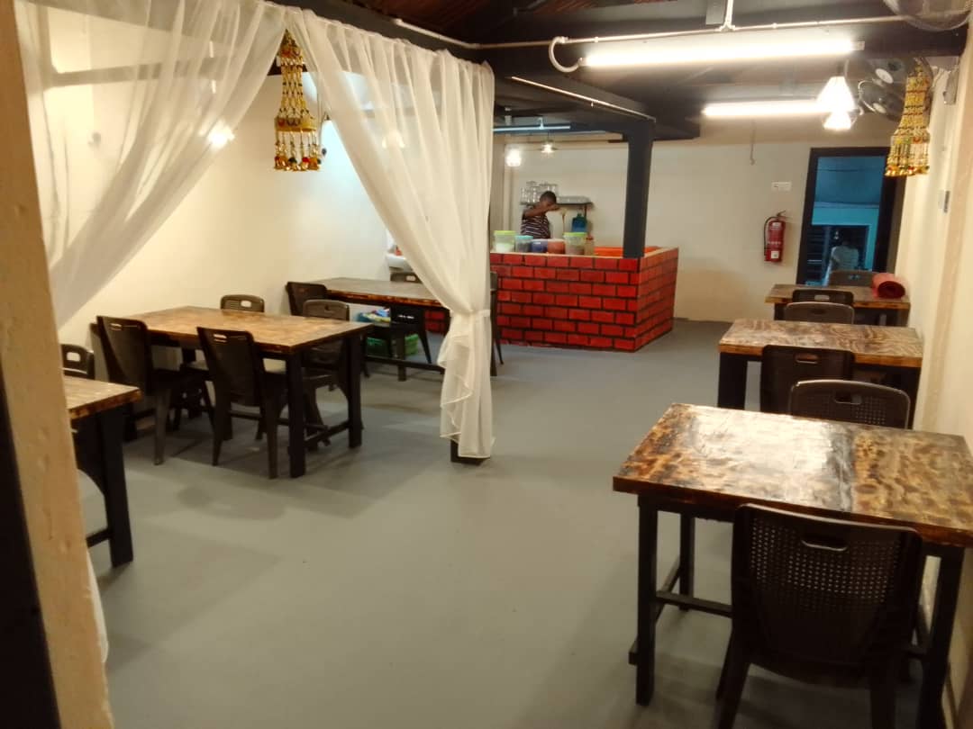 Vaalapur Kitchen Photo 4
