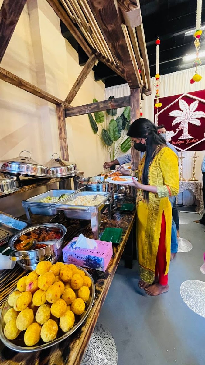 Vaalapur Kitchen Photo 6