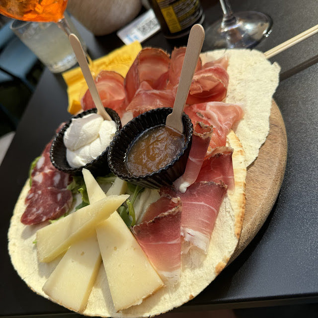 Antipasto Misto Salumi E Formaggi
