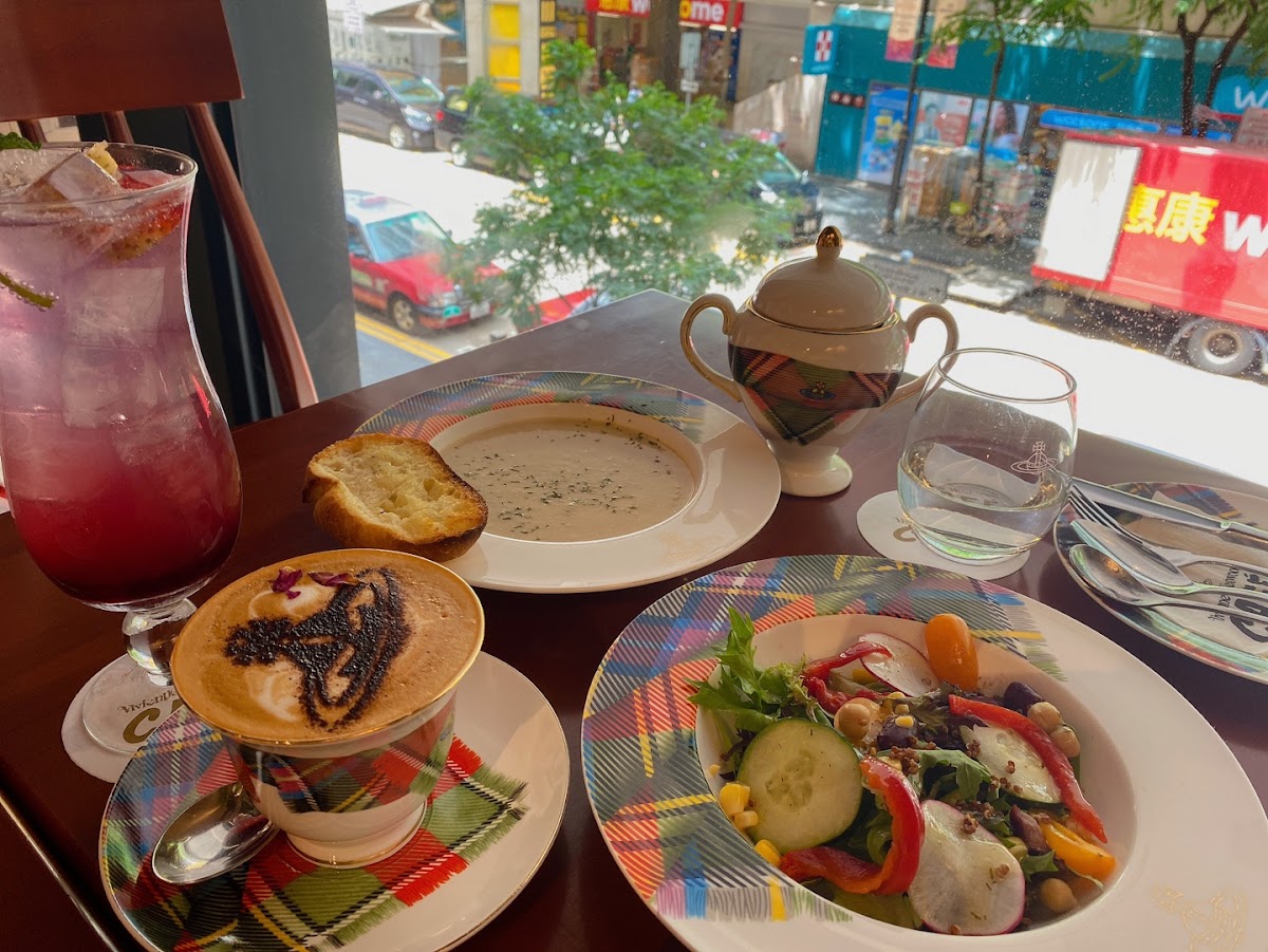 Vivienne Westwood Café Photo 9