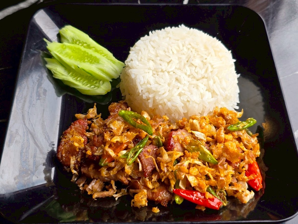 กิน KIN Cafe'&Restaurant Photo 4