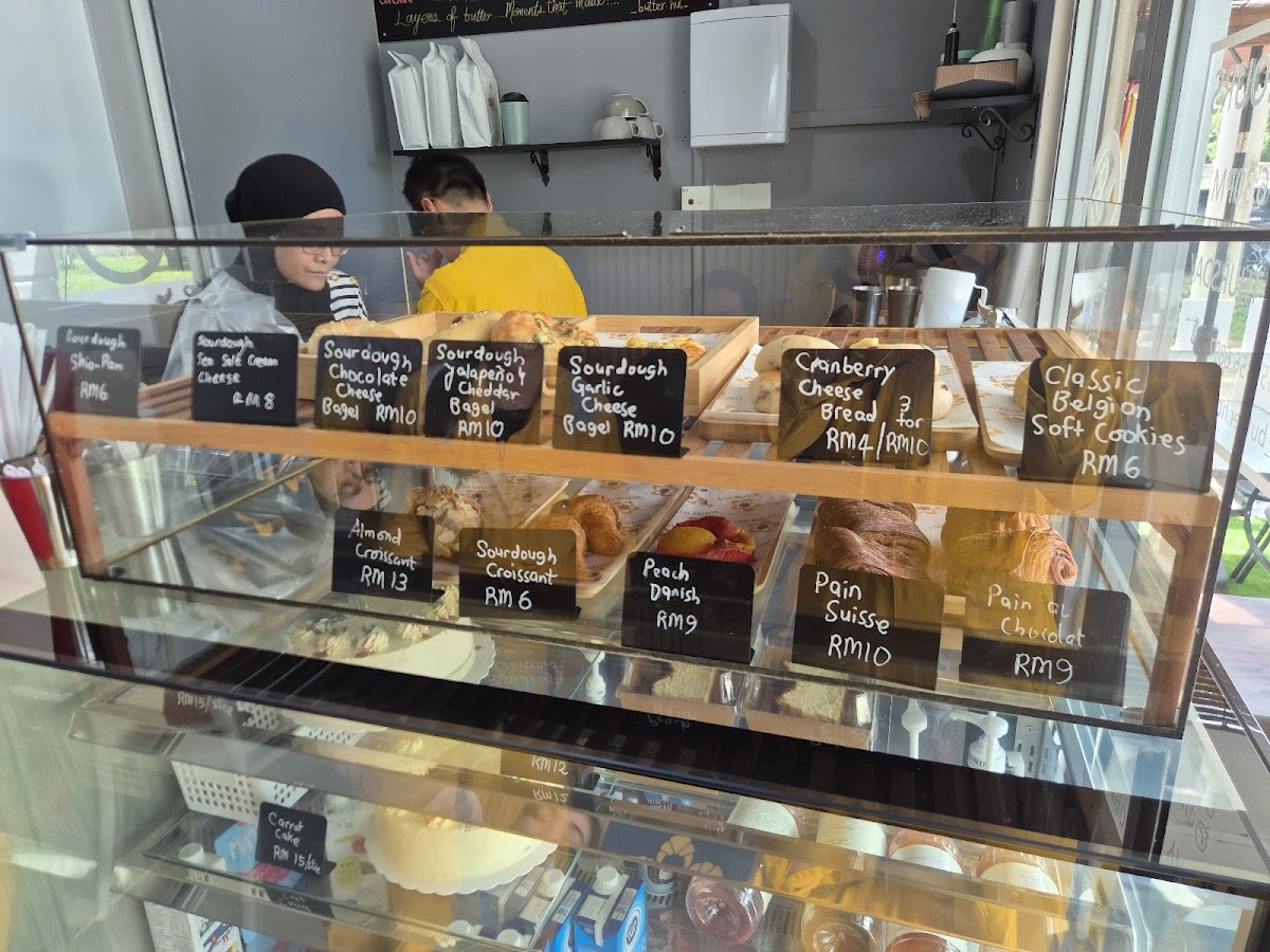Butter Hut Photo 4