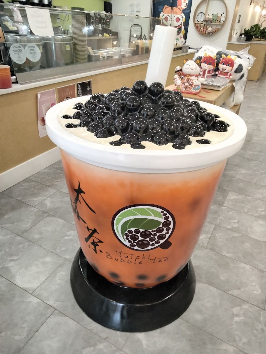 Taichi Bubble Tea, Ramen and Poke Bowl - Glen Mills Photo 8