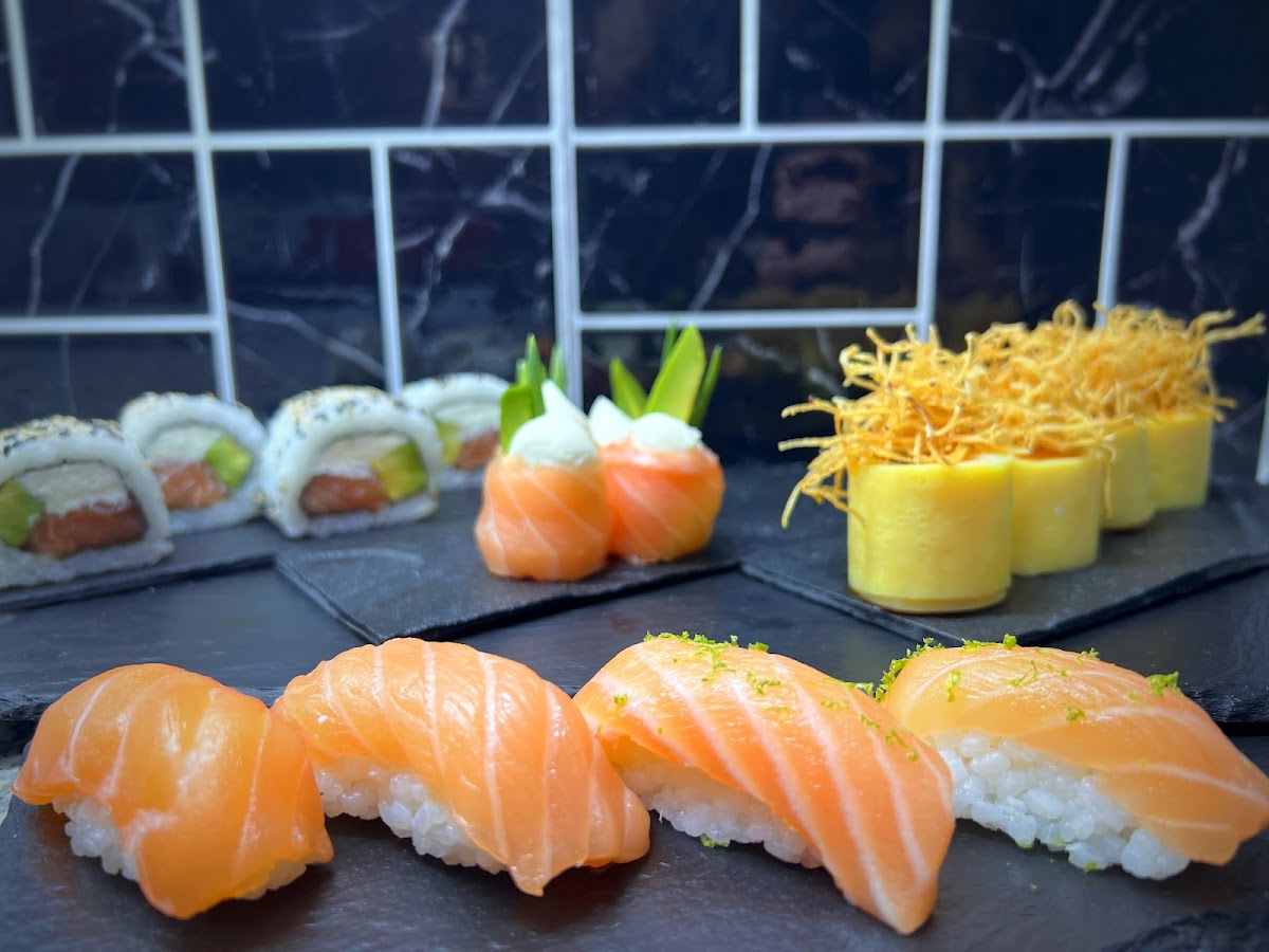 Sushi Kami 神