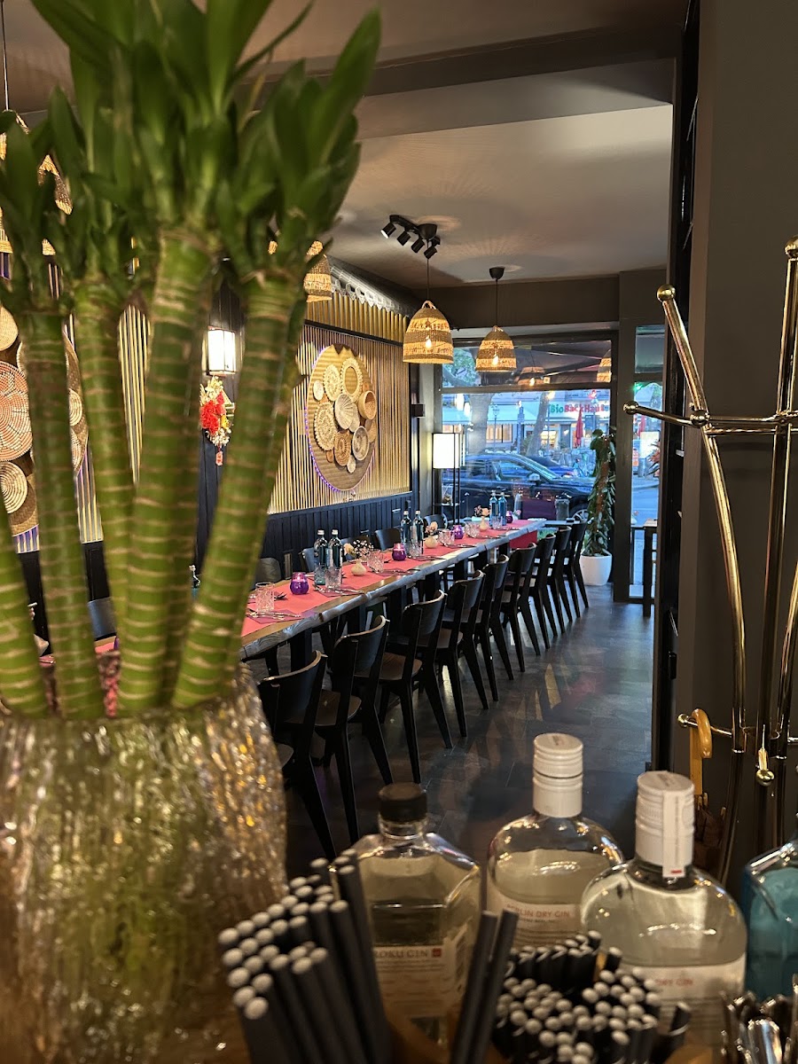 HƯƠNG VIỆT ASIAN FUSION RESTAURANT Photo 7