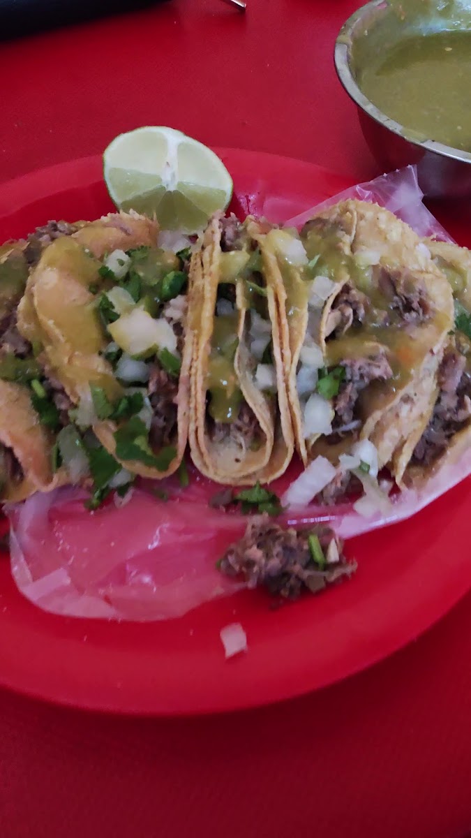 Tacos de cabeza Luis Photo 2