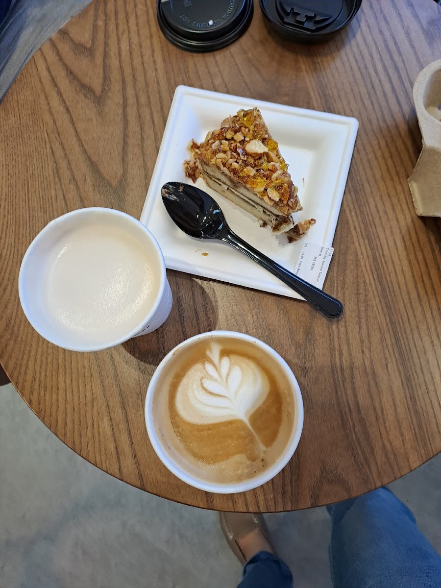 HWC Coffee - Queensbay Mall Photo 9
