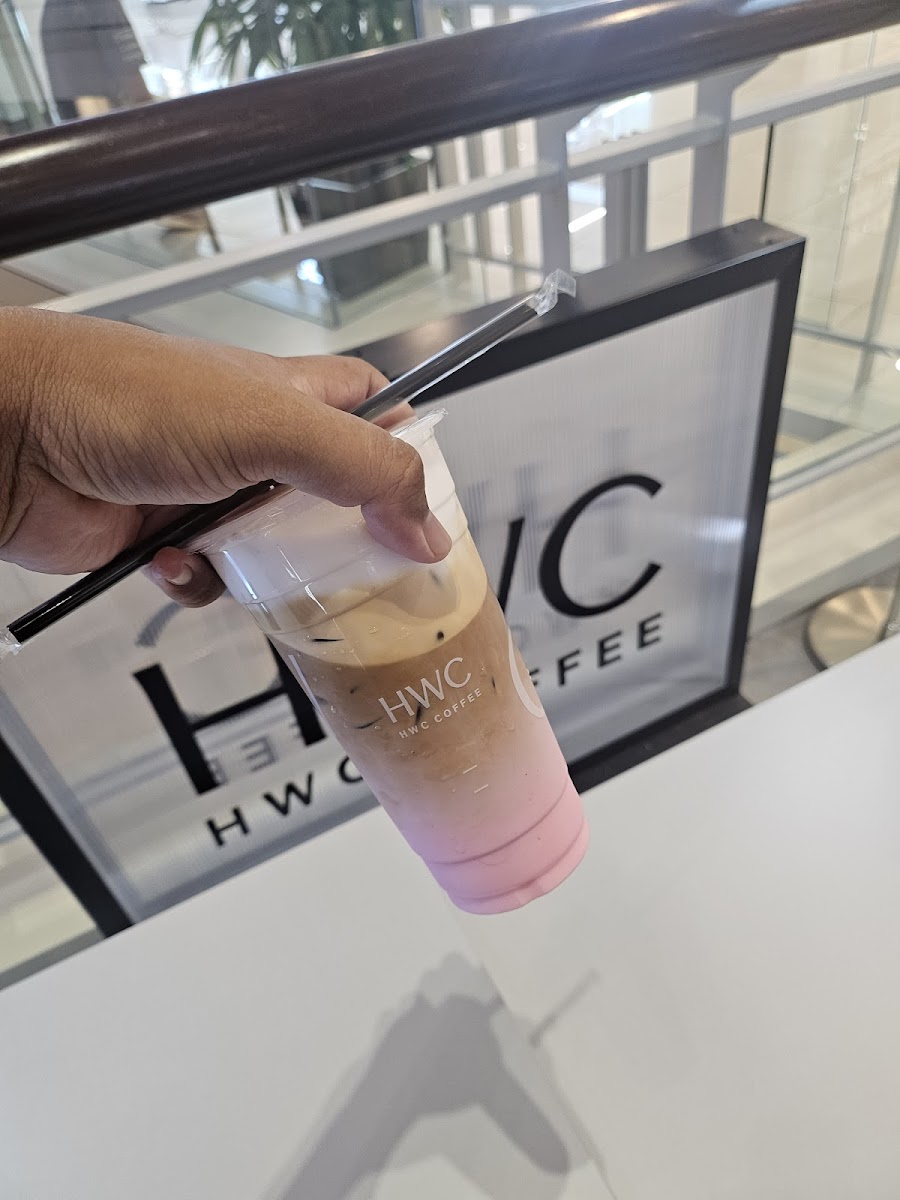 HWC Coffee - Queensbay Mall Photo 8