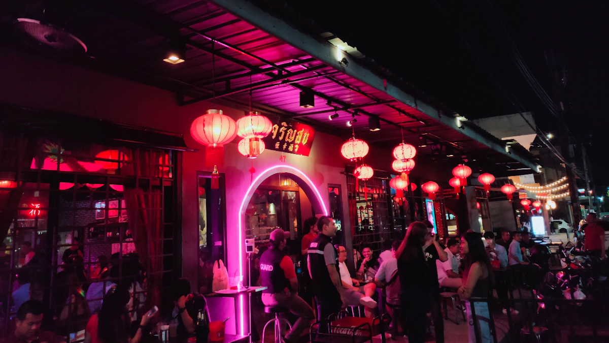 jaroensuk phuket Photo 4