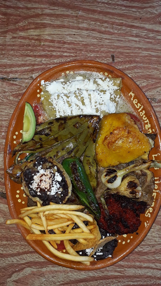Restaurant Los Delfines Photo 5