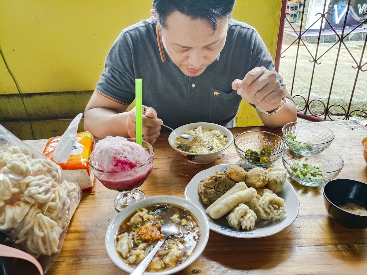 Pempek Ogan Cek Sari Photo 6