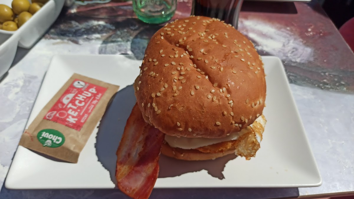 Géminis Hamburguesería Photo 6