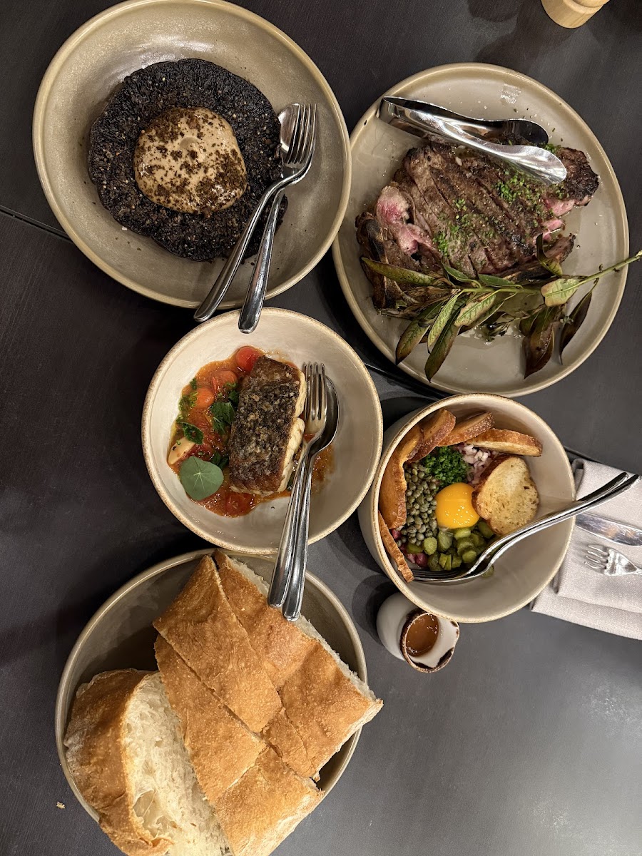 The Wood Restaurant Photo 10
