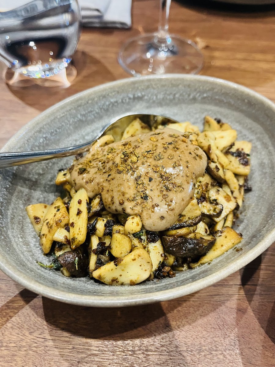 The Wood Restaurant Photo 4