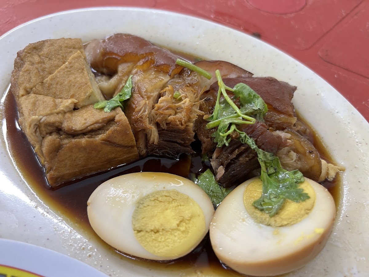 Mae Porn Khao Kha Moo Thaifood Photo 8
