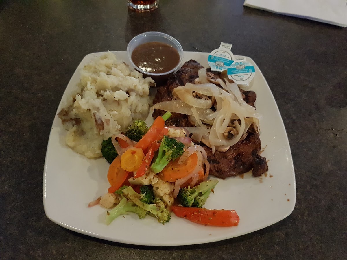 TB's Bar & Grill Photo 10