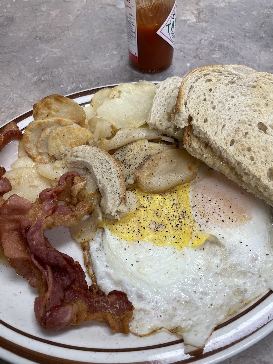 3rd Street Cafe Photo 4