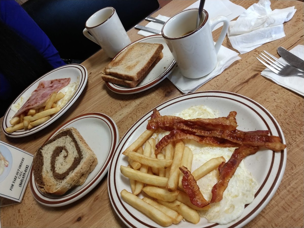 Glastonbury Coffee Shop Photo 8