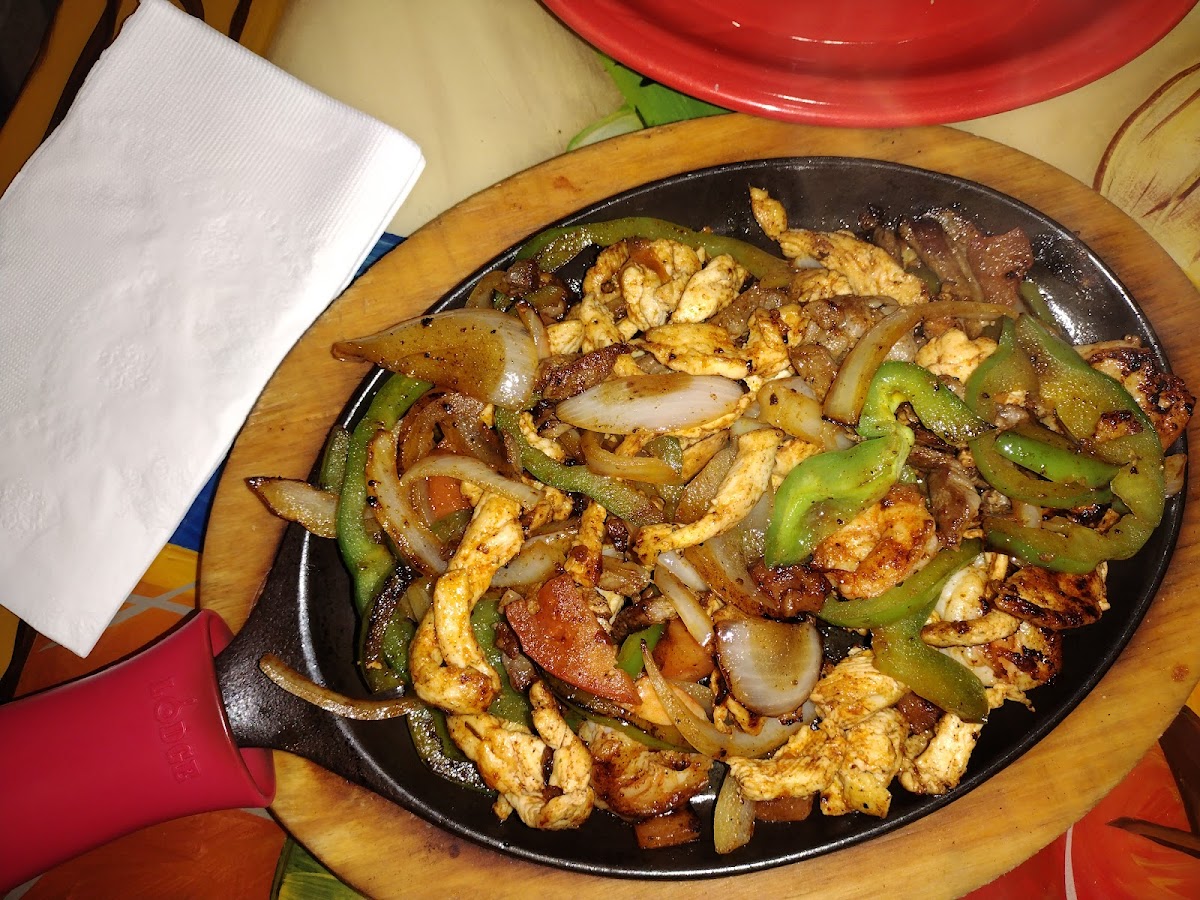 EL Azabache Mexican Restaurant Photo 7