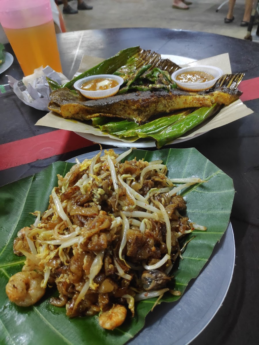 Fireworks Char Kuey Teow Photo 5