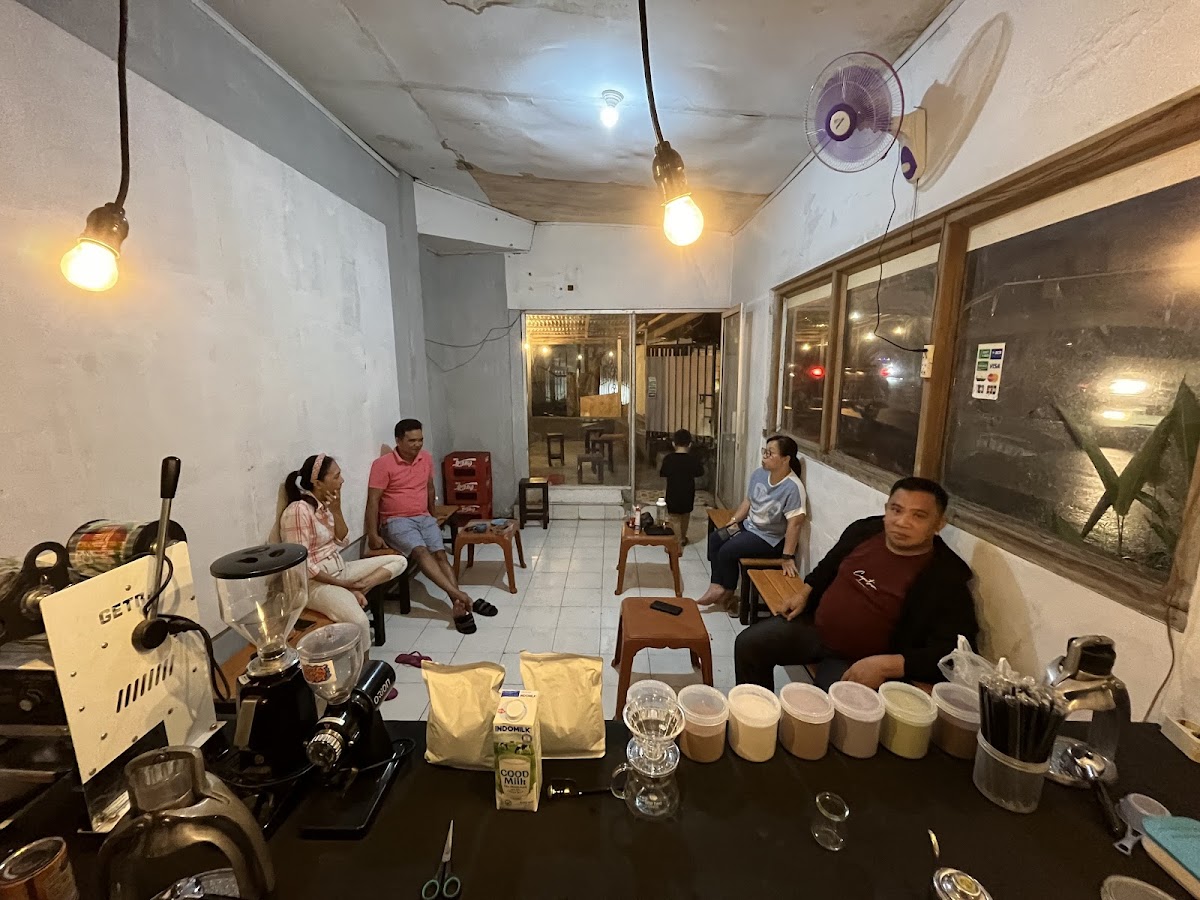 POSITIVE COFFEE KOTAMOBAGU