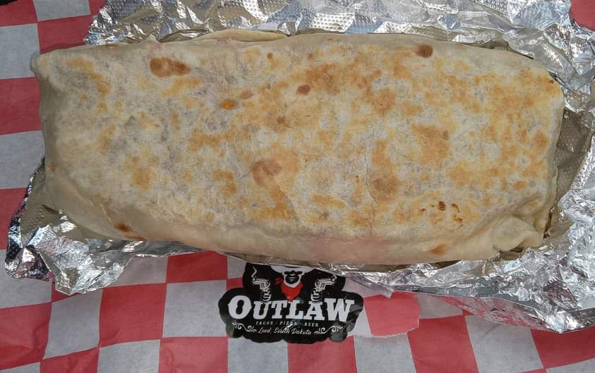 Outlaw Tacos, Pizza, Wings & More Photo 3