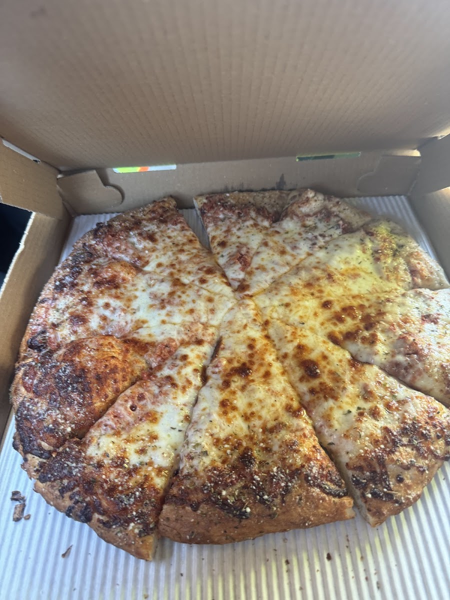 Outlaw Tacos, Pizza, Wings & More Photo 8