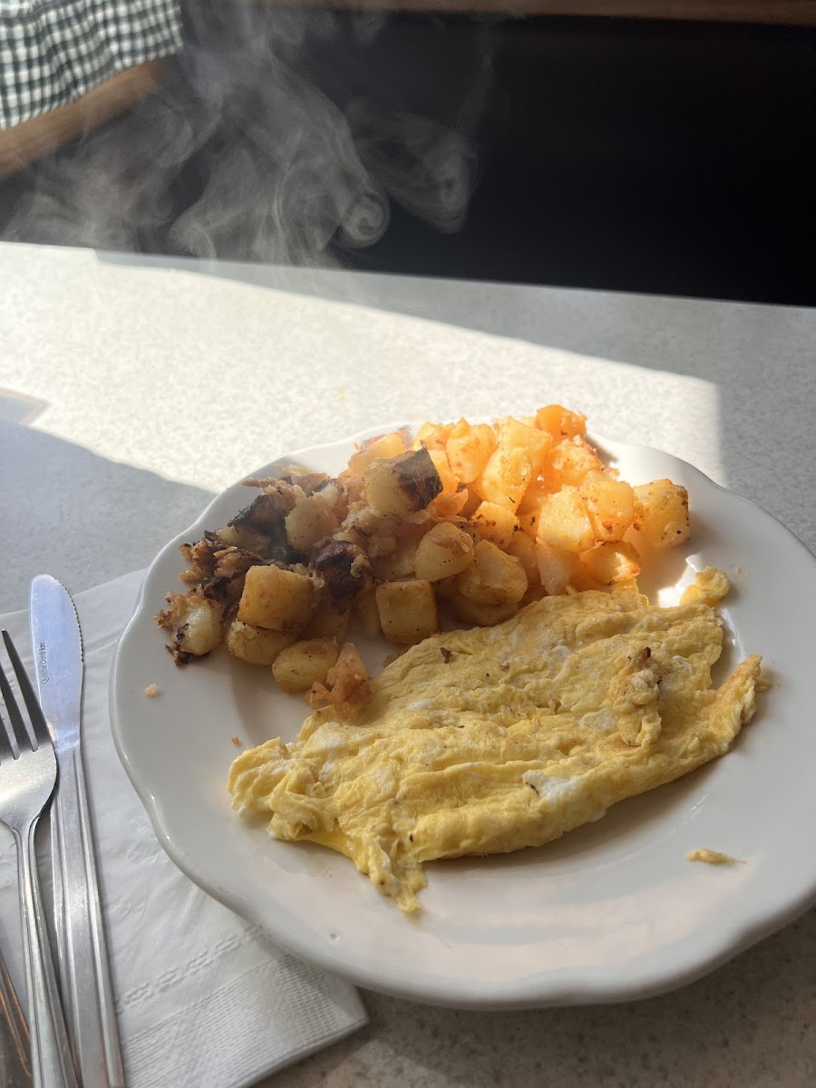 Jefferson Boulevard Diner Photo 5