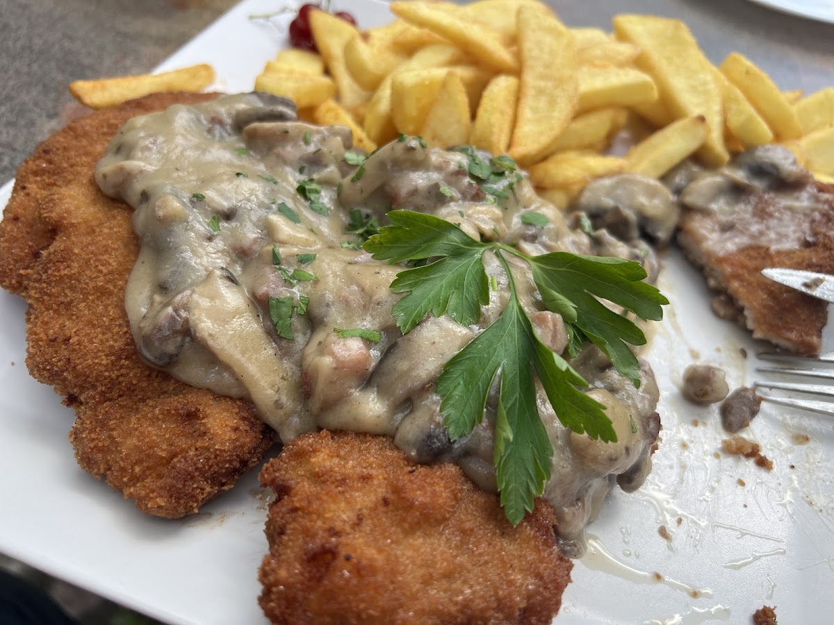 Zur Wichmannlinde Photo 9