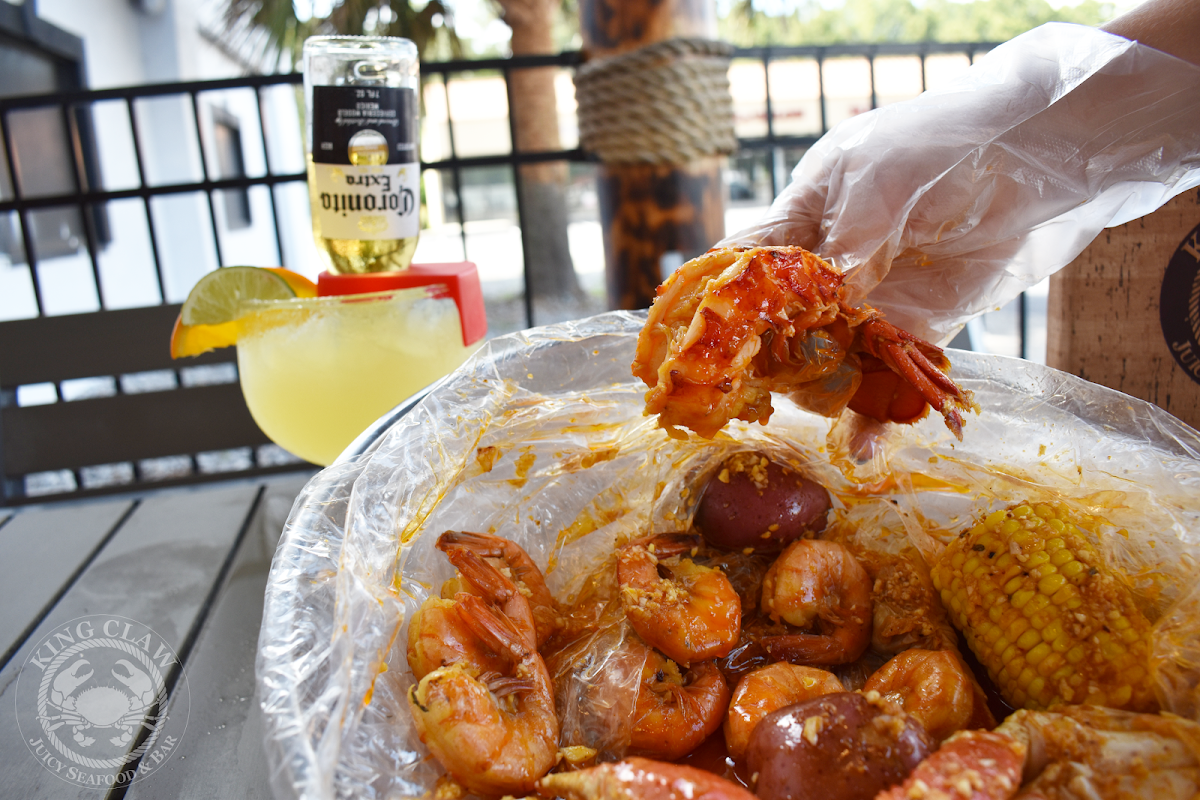 King Claw - Juicy Seafood & Bar Photo 4