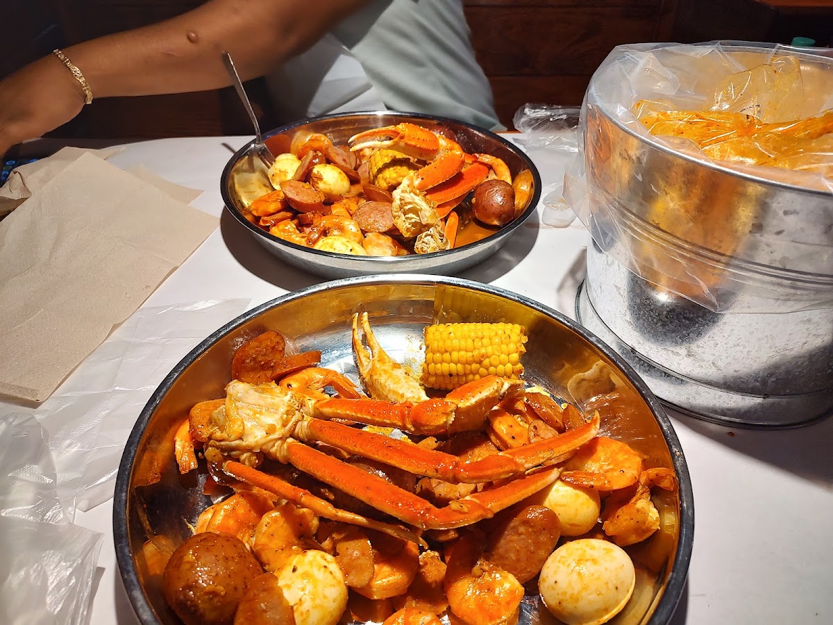 King Claw - Juicy Seafood & Bar Photo 5