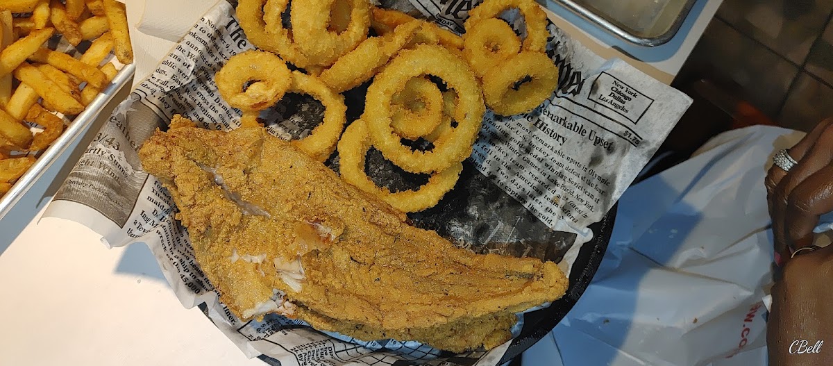 King Claw - Juicy Seafood & Bar Photo 8