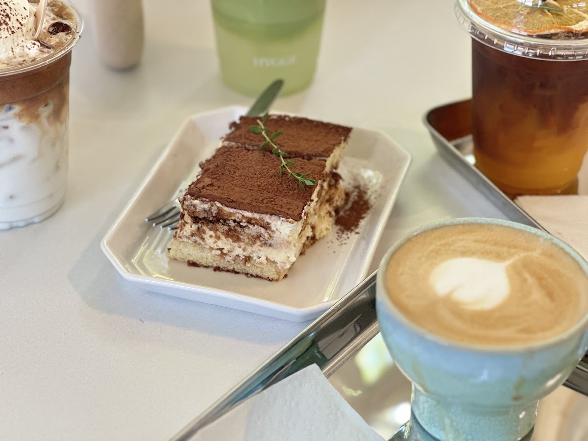 Hygge Coffee&Bakery Photo 5