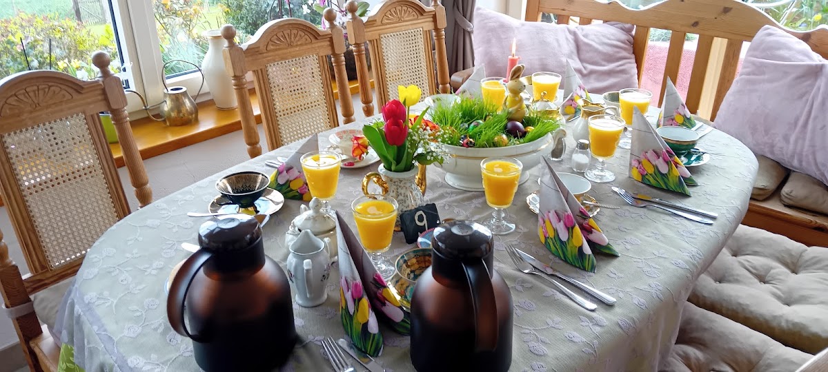 Cafe Roeschen Photo 4