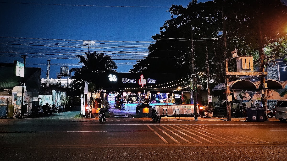 Warm up bar Trang Photo 4