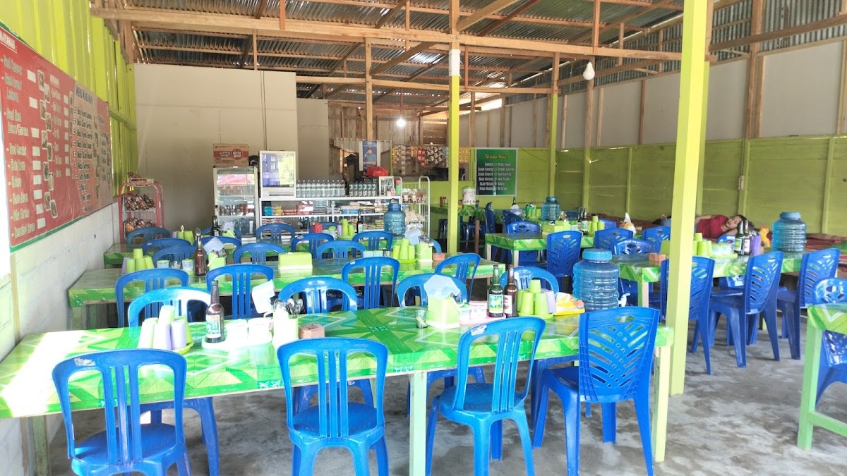 RUMAH MAKAN SINAR BUGIS