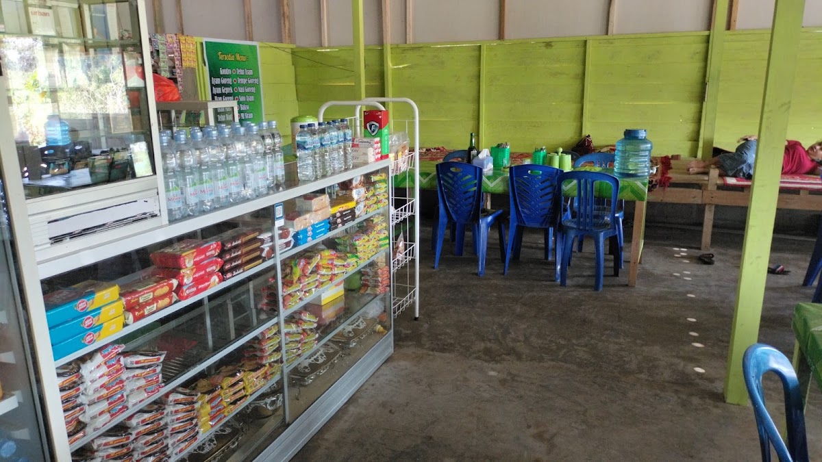 RUMAH MAKAN SINAR BUGIS Photo 6