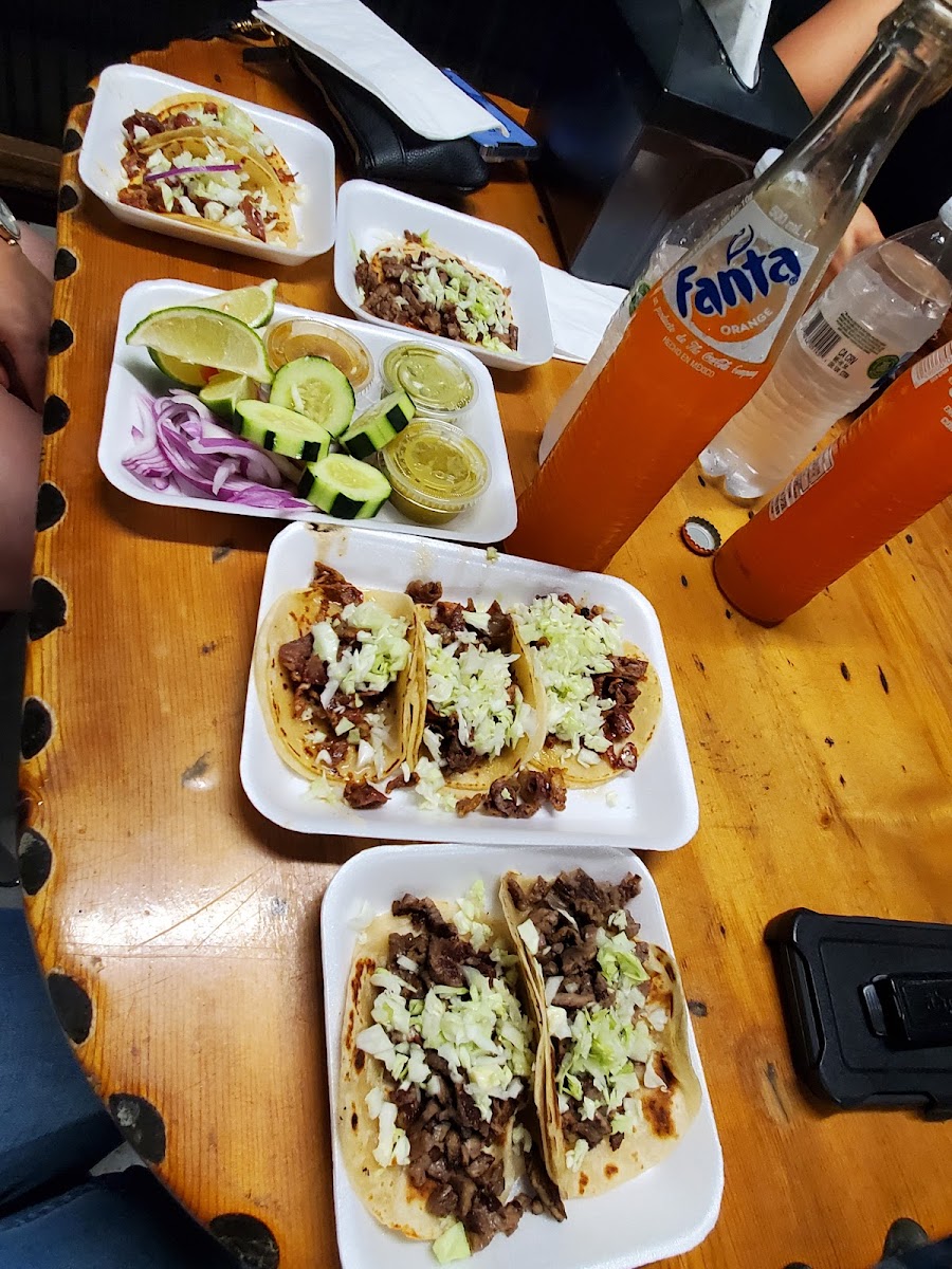 El Bebo's Street Tacos & Hot Dogs Photo 5