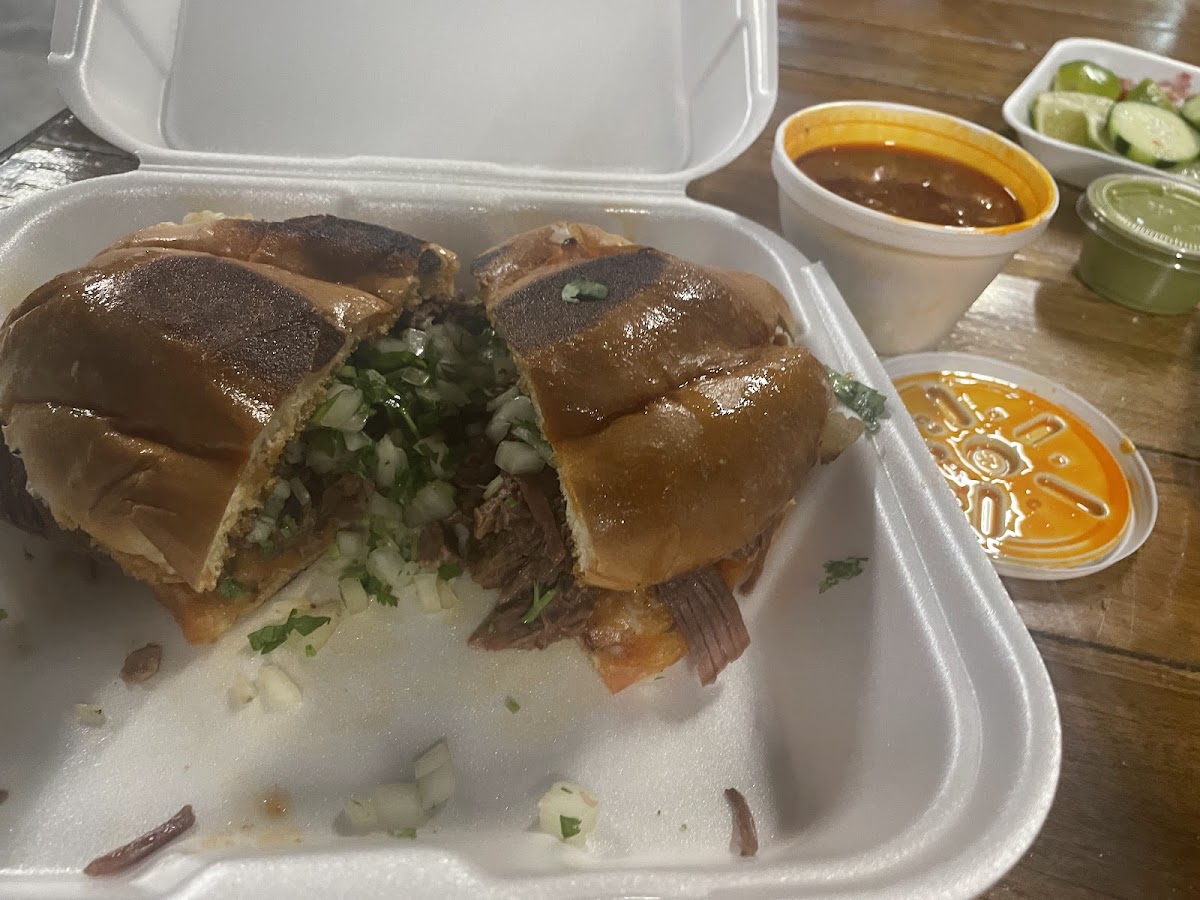 El Bebo's Street Tacos & Hot Dogs Photo 7
